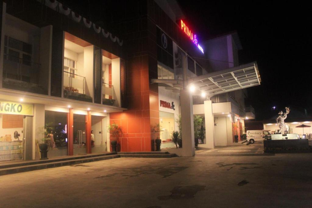 Prima Sr Hotel & Convention Yogyakarta Sleman  Eksteriør billede
