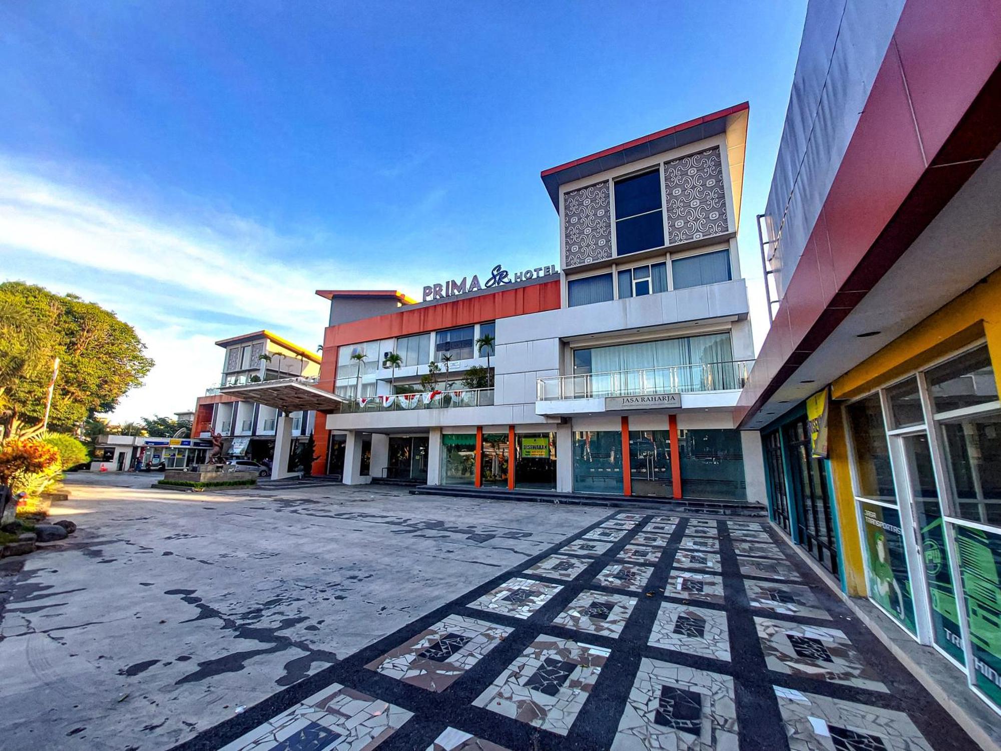 Prima Sr Hotel & Convention Yogyakarta Sleman  Eksteriør billede
