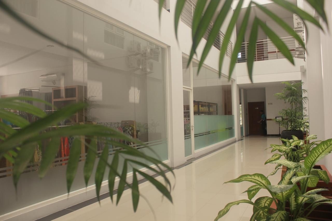 Prima Sr Hotel & Convention Yogyakarta Sleman  Eksteriør billede