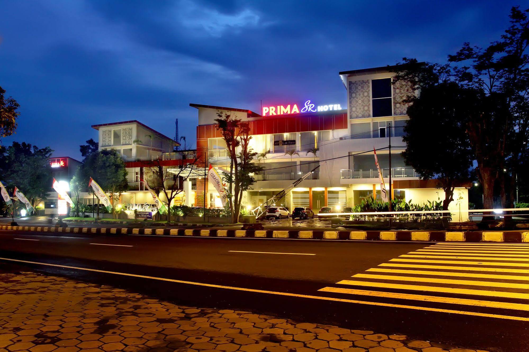 Prima Sr Hotel & Convention Yogyakarta Sleman  Eksteriør billede